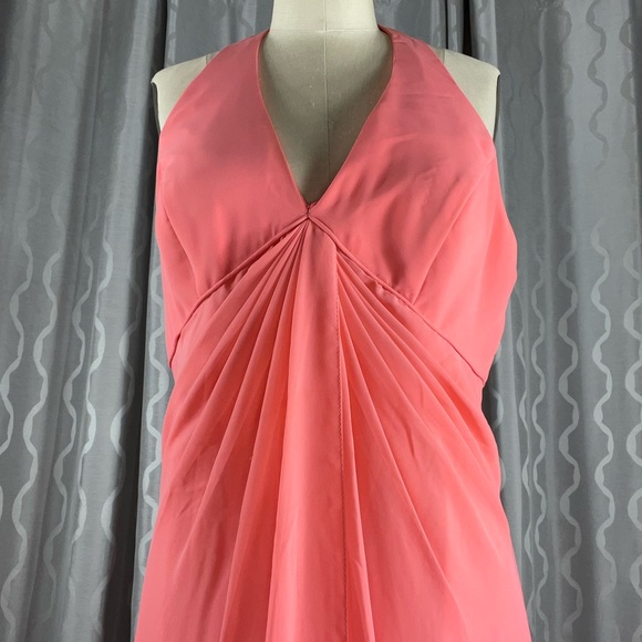 Coral formal gown - Picture 3 of 9